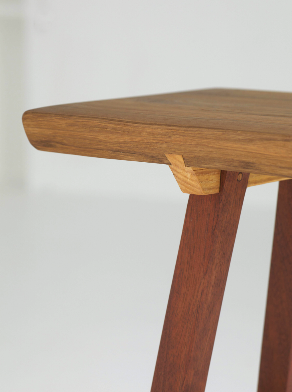 Tabouret 03/18