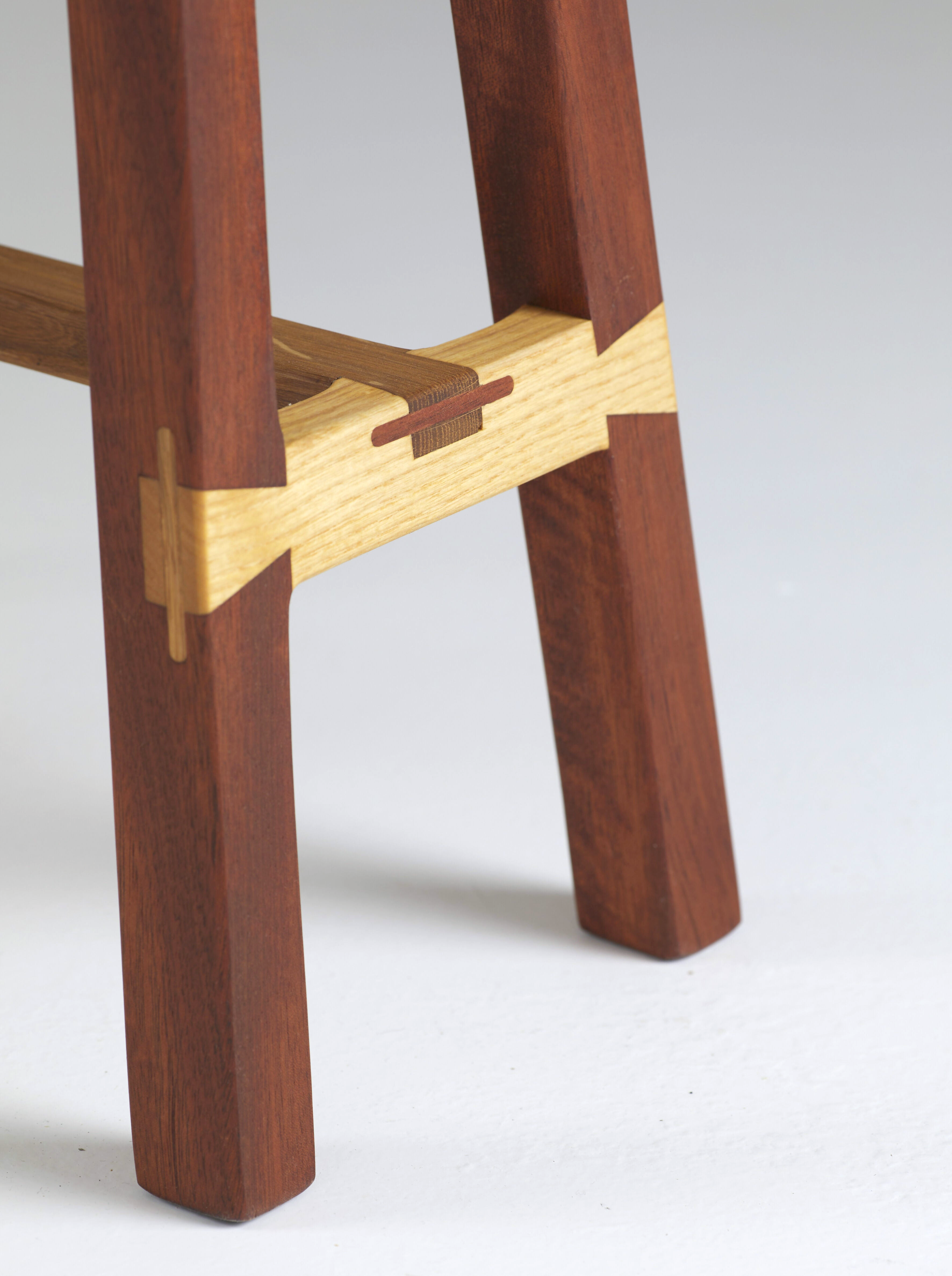 Tabouret 03/18