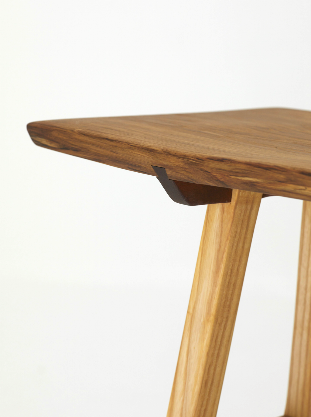 Tabouret 09/24 assise creusée