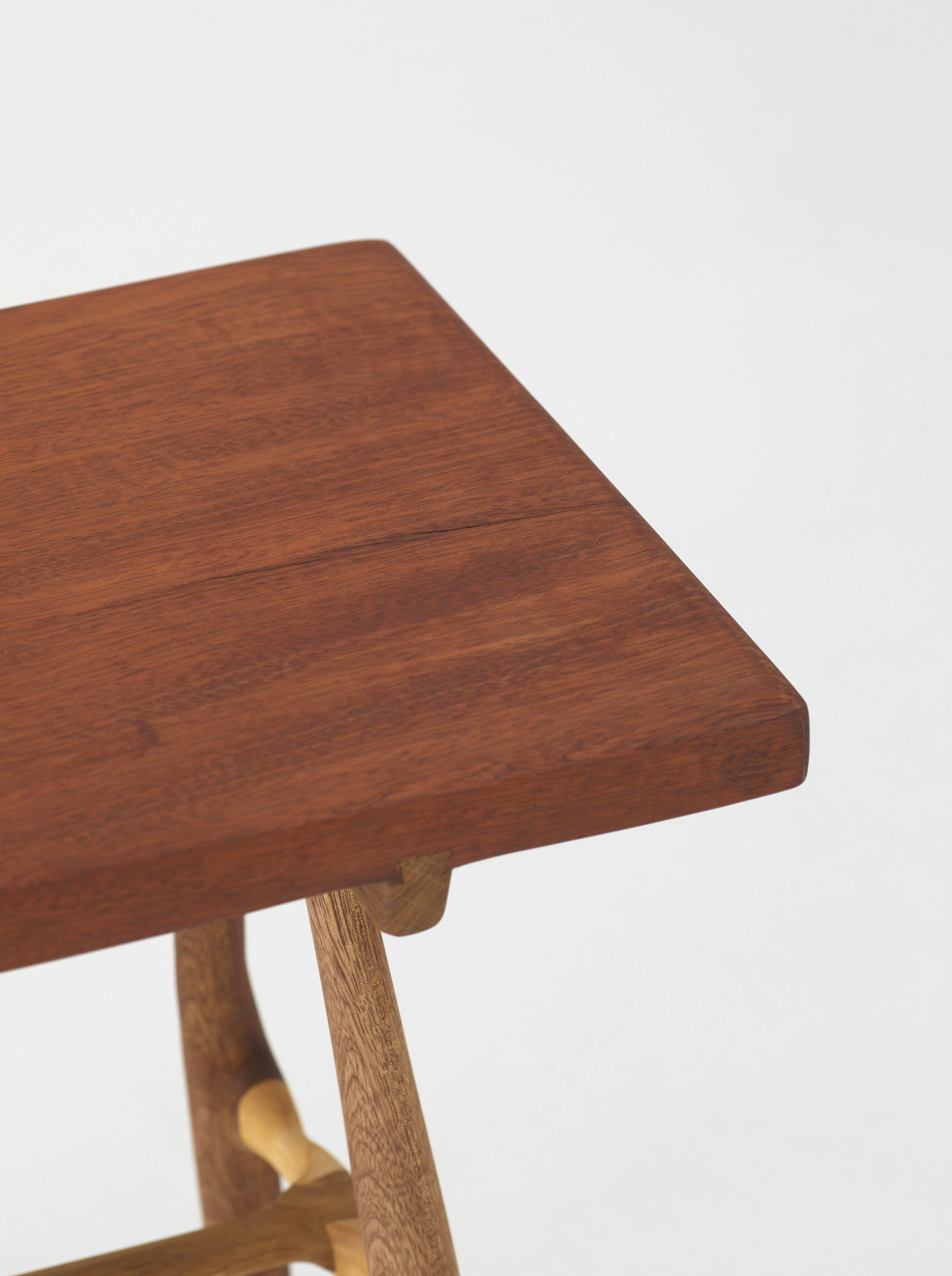 Tabouret 10/26 vairons