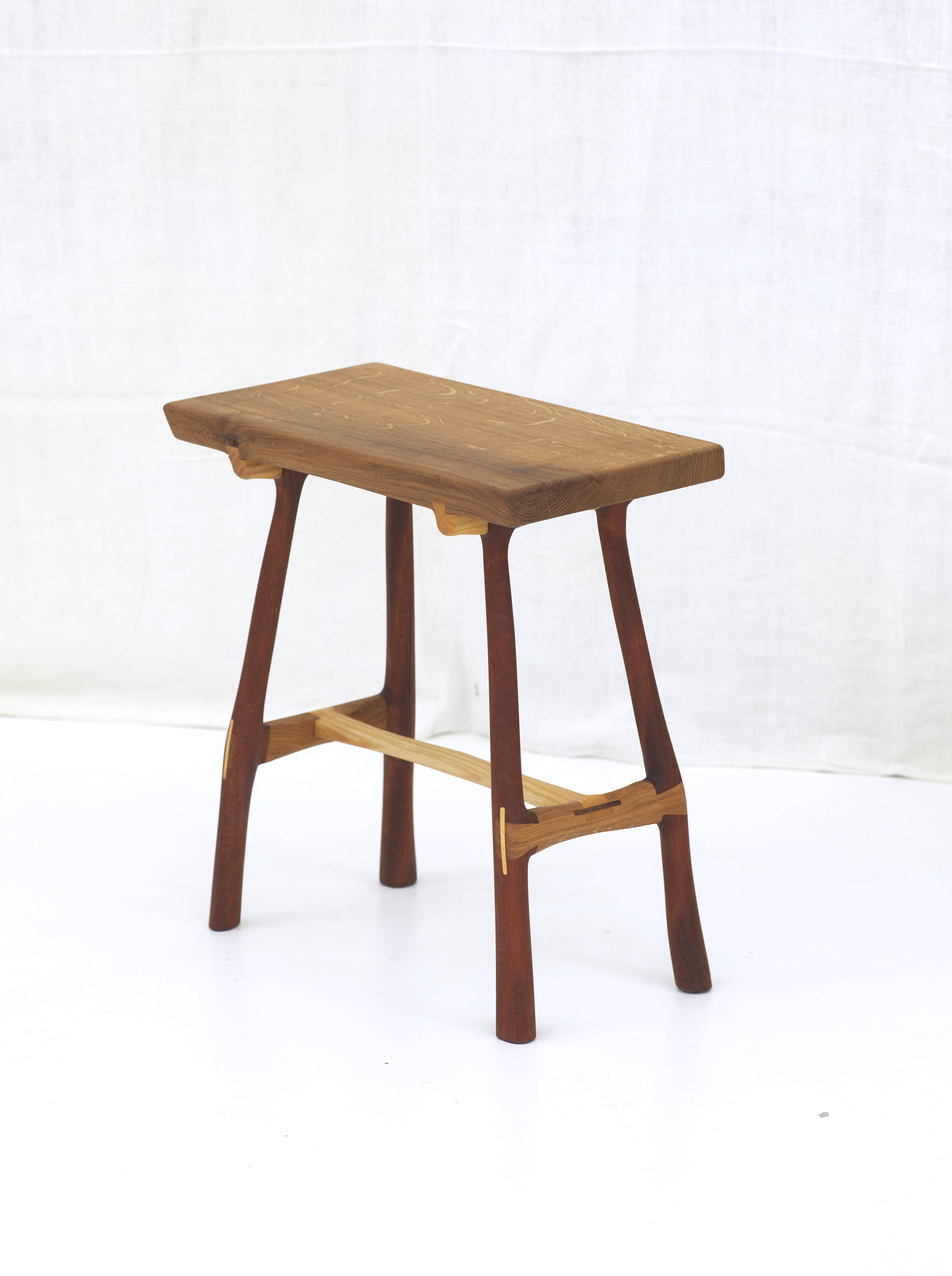 Tabouret 17/13s galbé léger, petit modèle