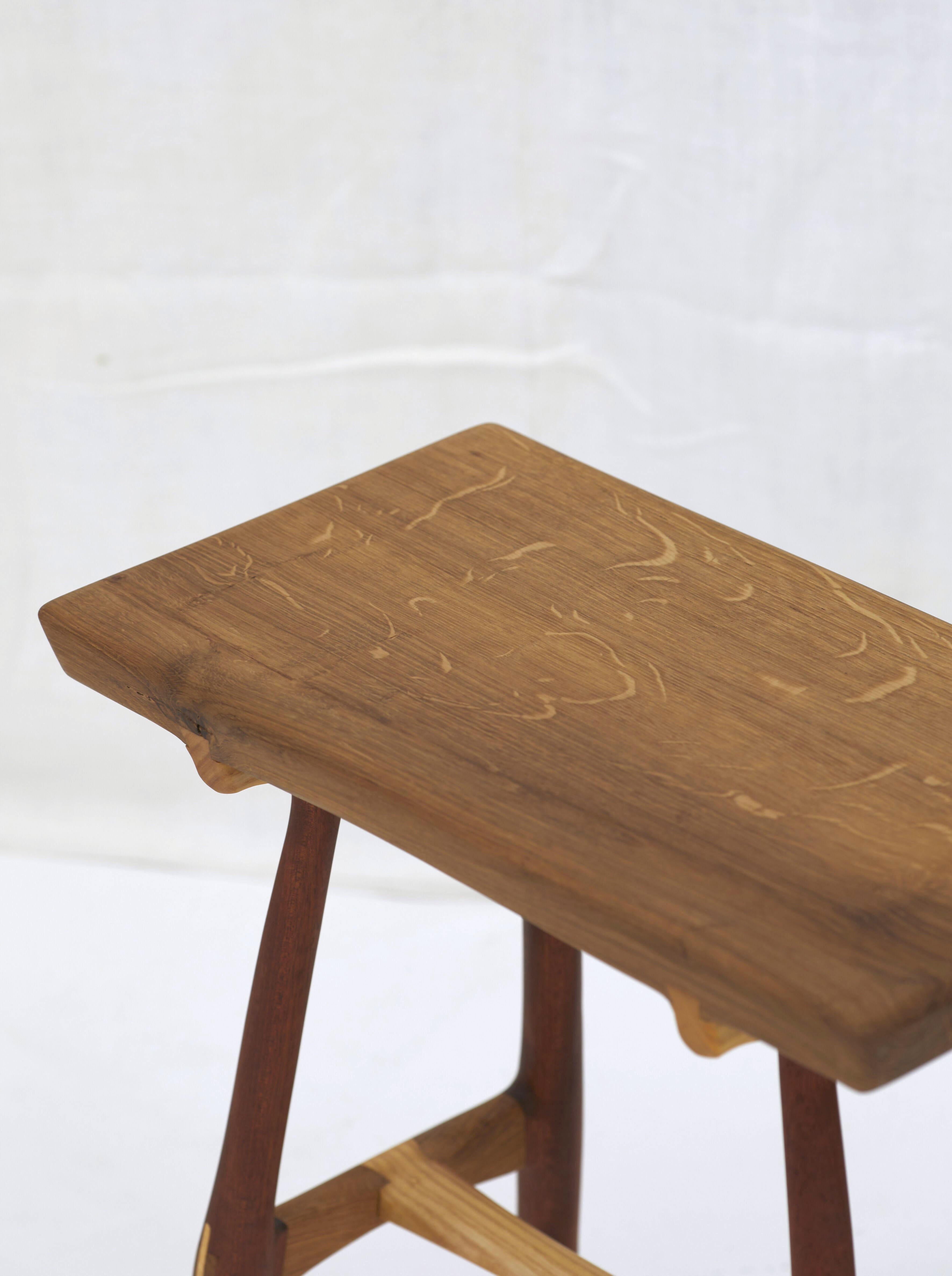 Tabouret 17/13s galbé léger, petit modèle